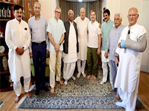 j-k-assembly-polls-congress-nc-join-hands