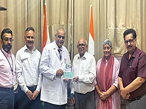 retd-ias-officer-donates-rs-2-cr-to-pgimer-for-poor-patients-