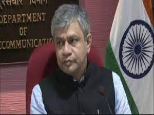 cabinet-approves-7-railways-projects-worth-rs-32-500-crs