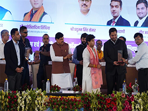adani-defence-aerospace-to-invest-rs-2-500-cr-in-south-asia-s-largest-private-sector-missile-ecosystem-in-madhya-pradesh