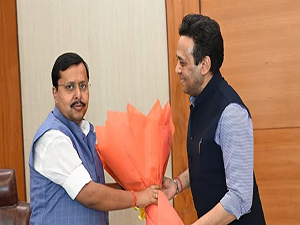 buzz-in-lucknow-delhi-after-up-s-top-bureaucrat-meets-bjp-chief-nitin-nabin