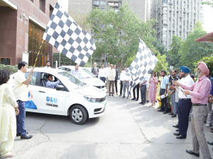 pfc-approves-ev-financing-facility-of-633-cr-towards-greener-delhi