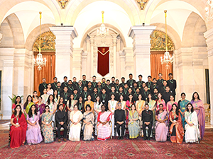 blend-compassion-with-rationality-president-murmu-tells-ias-officers